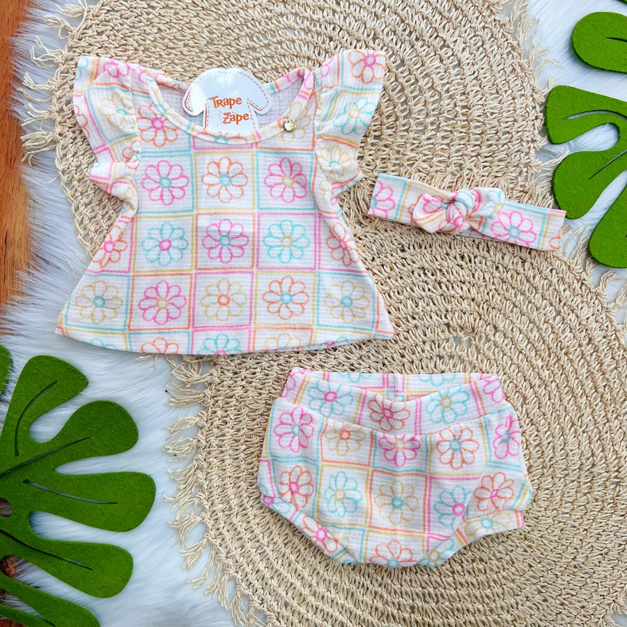 Conj. Blusa, Short e Faixinha de Cabelo Florzinhas - Areia